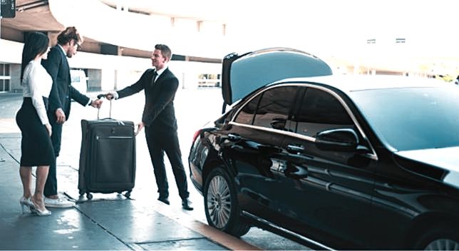 Luxury on a Budget: Smart Airport and Event Transportation in Miami